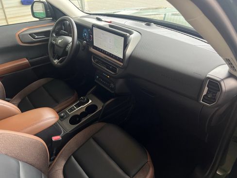 Used 2025 Ford Bronco Sport Outer Banks w/ Outer Banks Tech Package+ AWD/4WD image 16