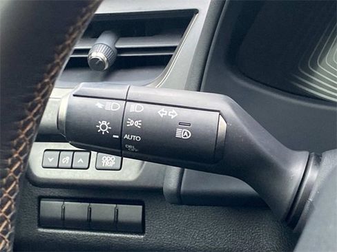 Used 2020 Lexus UX 200 w/ Accessory Package 2 image 21