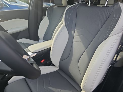 New 2026 BMW X1 xDrive28i w/ Technology Package image 16