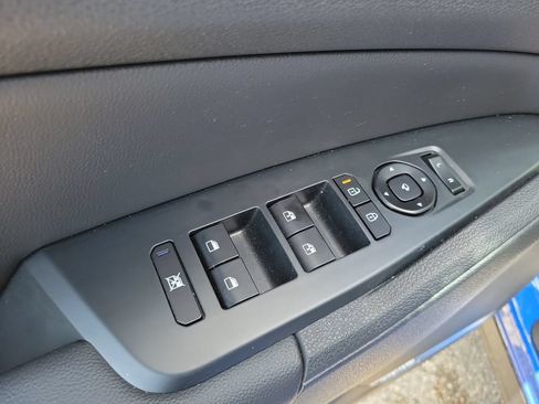 Certified 2026 Kia Sportage SX FWD image 19