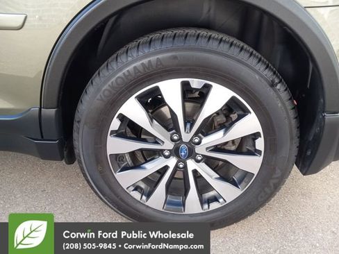 Used 2017 Subaru Outback 2.5i Limited image 31