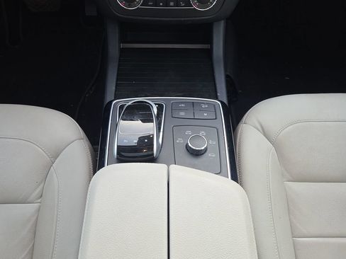 Used 2017 Mercedes-Benz GLS 450 4MATIC image 17
