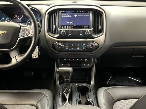 Used 2019 Chevrolet Colorado Z71 image 31
