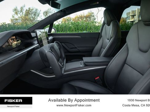 Used 2022 Tesla Model X image 13