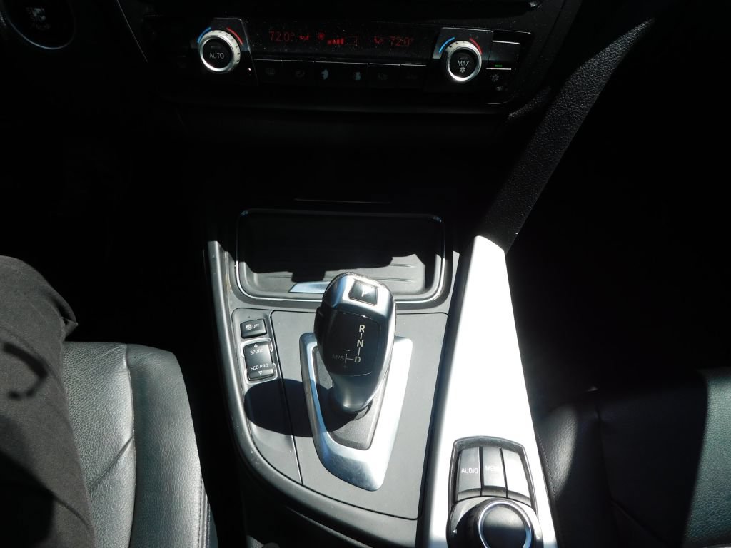 Used 2012 BMW 328i Sedan RWD image 24