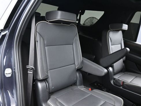 Used 2024 Chevrolet Tahoe Premier w/ Premium Package image 45