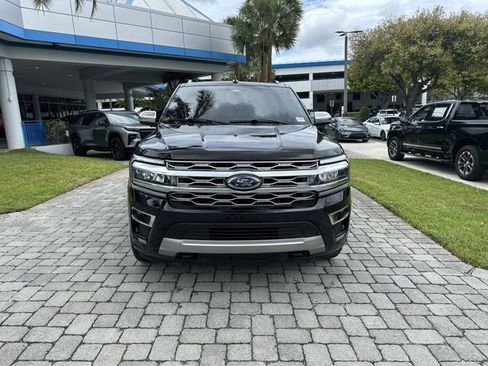 Used 2022 Ford Expedition Platinum AWD/4WD image 18
