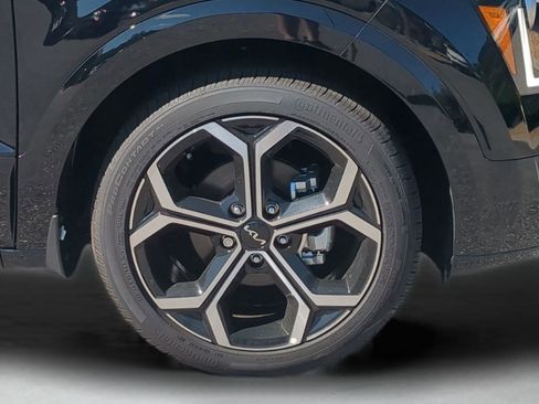 New 2025 Kia Niro EX Touring image 9