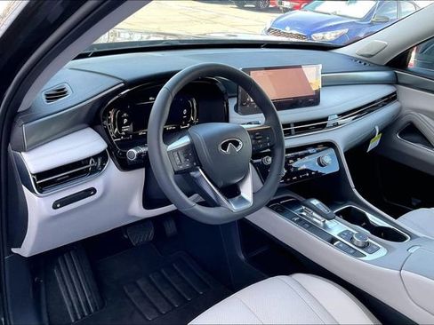 New 2026 INFINITI QX60 Luxe w/ Family Package AWD/4WD image 6