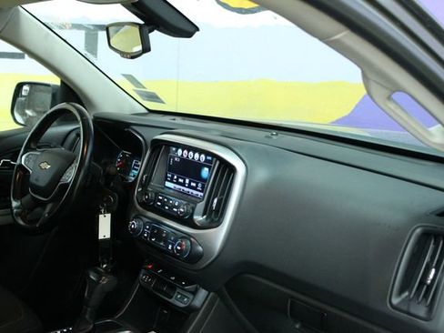 Used 2018 Chevrolet Colorado LT w/ LT Convenience Package AWD/4WD image 12