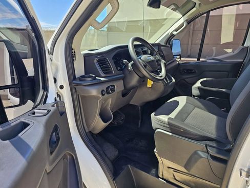Used 2020 Ford Transit 250 Low Roof RWD image 11