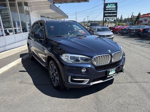 Used 2018 BMW X5 xDrive40e AWD/4WD image 11