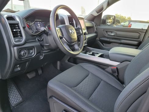 Certified 2026 RAM 1500 Express AWD/4WD image 18
