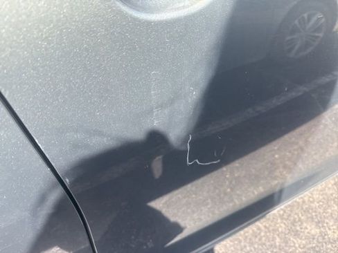 Used 2012 Toyota Camry LE image 17