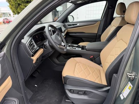 New 2026 Volkswagen Atlas Cross Sport SE AWD/4WD image 17