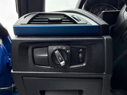 Used 2015 BMW M235i xDrive Coupe image 27