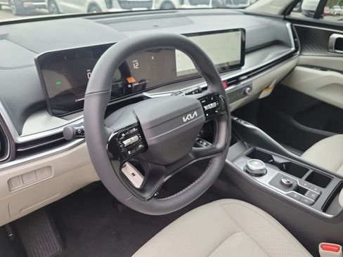 New 2026 Kia Sorento EX FWD image 23