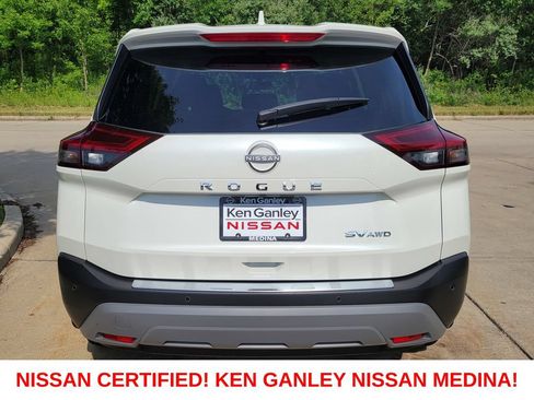 Certified 2023 Nissan Rogue SV AWD/4WD image 4