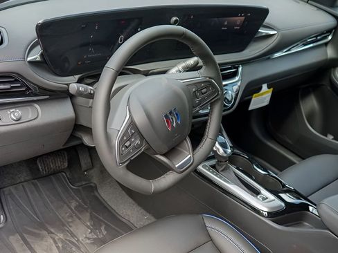 New 2026 Buick Envista Sport Touring image 9