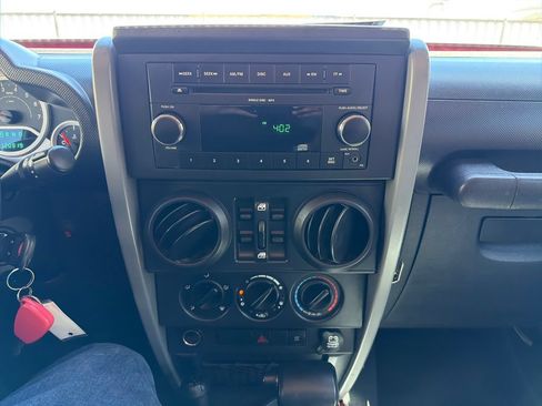 Used 2010 Jeep Wrangler Unlimited Sport AWD/4WD image 18