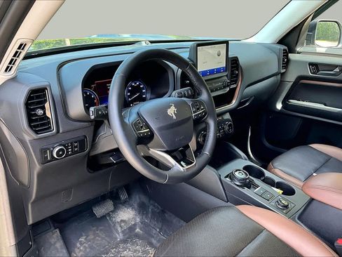 Certified 2024 Ford Bronco Sport Badlands w/ Premium Package AWD/4WD image 18