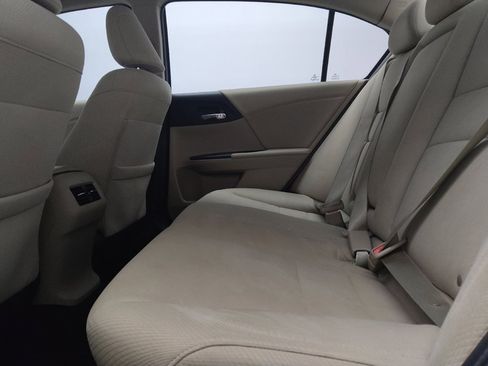 Used 2017 Honda Accord EX image 18