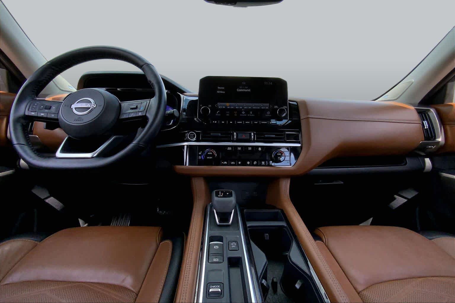 Used 2024 Nissan Pathfinder Platinum FWD image 15