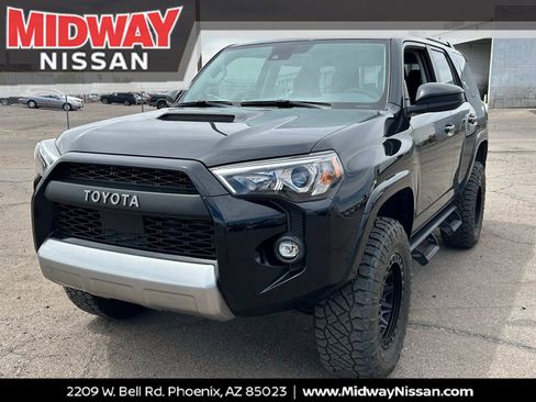 Used 2021 Toyota 4Runner TRD Off-Road image 1