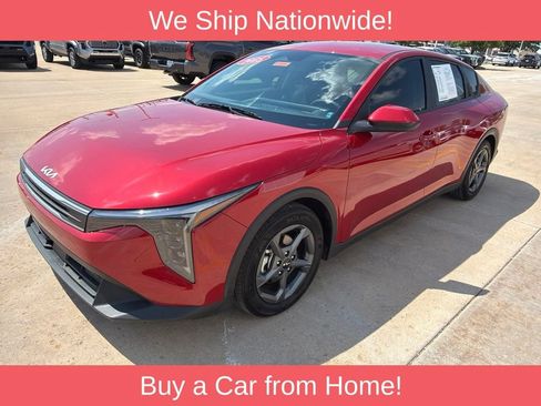 Used 2025 Kia K4 FWD image 2