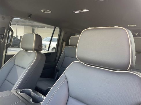 New 2026 GMC Yukon XL Elevation image 22