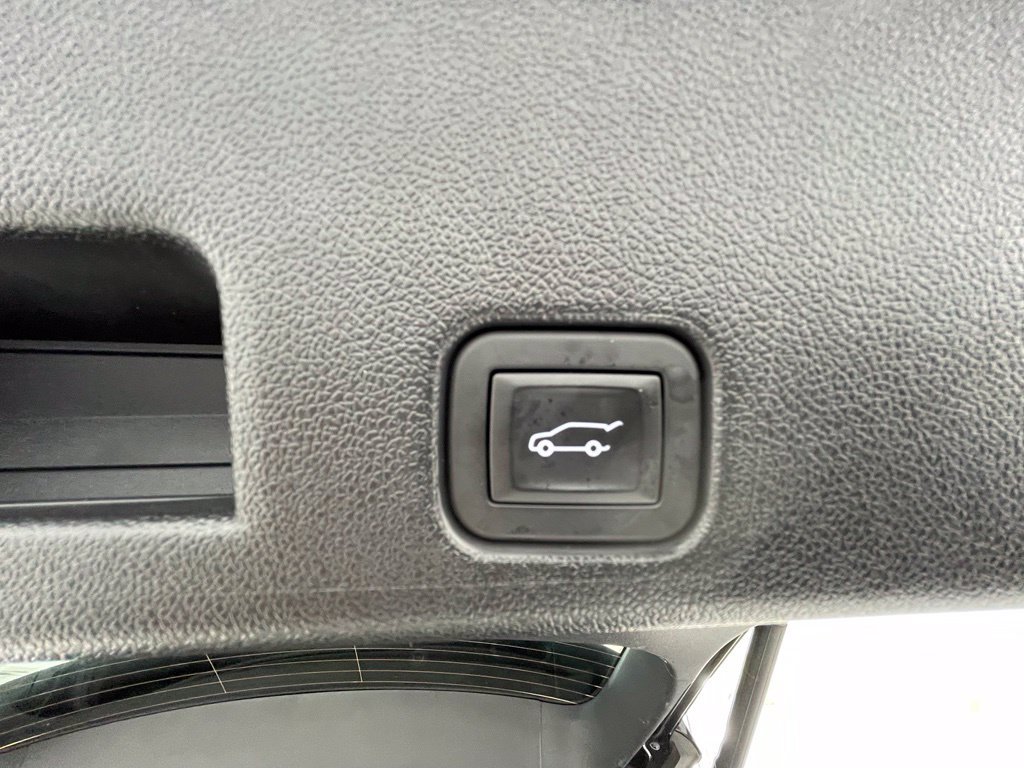 Used 2024 GMC Acadia AT4 AWD/4WD image 7