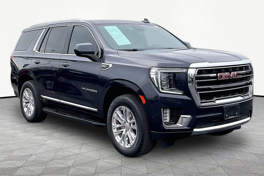 Used 2023 GMC Yukon SLT AWD/4WD image 3