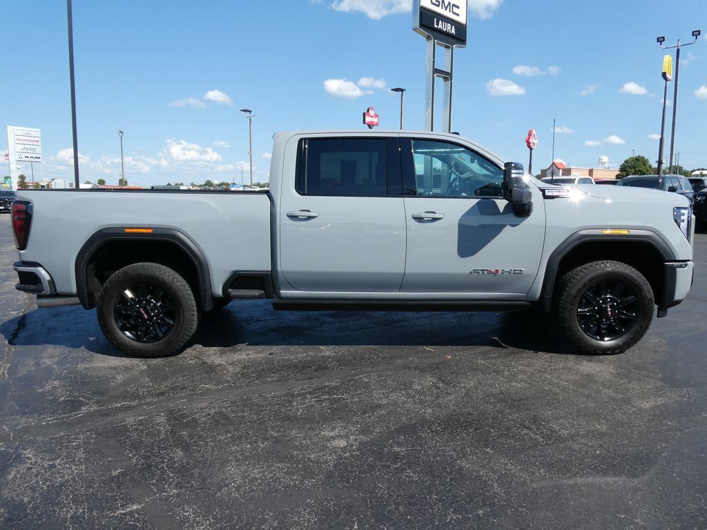 Certified 2025 GMC Sierra 2500 AT4 w/ AT4 Premium Plus Package AWD/4WD image 4