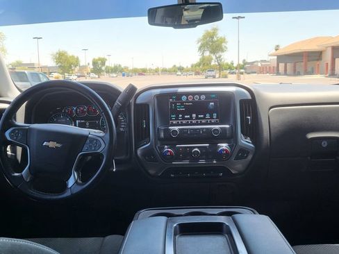 Used 2018 Chevrolet Silverado 1500 LT w/ All Star Edition AWD/4WD image 27