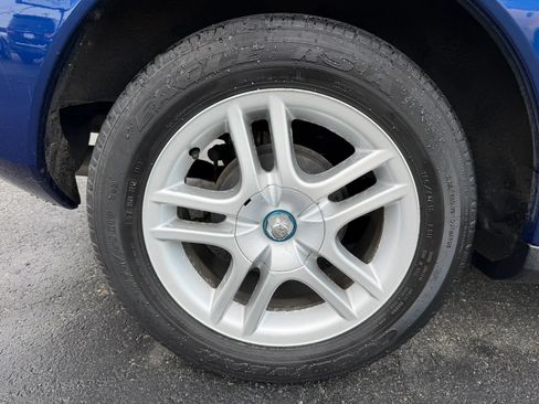 Used 2003 Toyota Celica GT FWD image 30