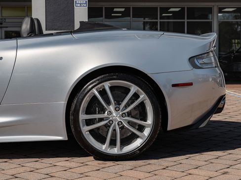 Used 2010 Aston Martin DBS Volante image 34
