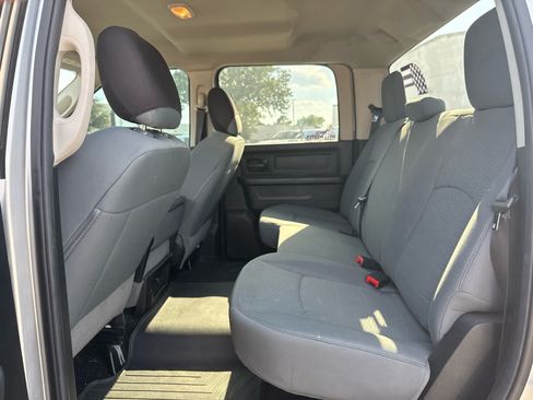 Used 2014 RAM 2500 Tradesman w/ Chrome Appearance Group AWD/4WD image 6
