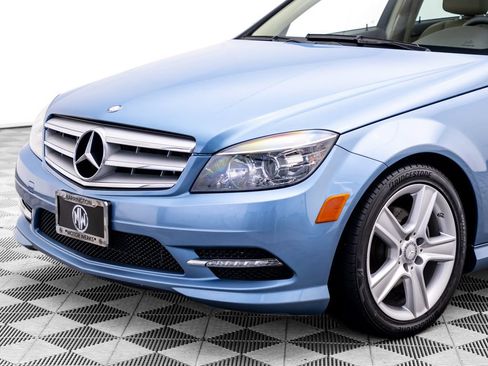Used 2011 Mercedes-Benz C 300 4MATIC Sedan image 38