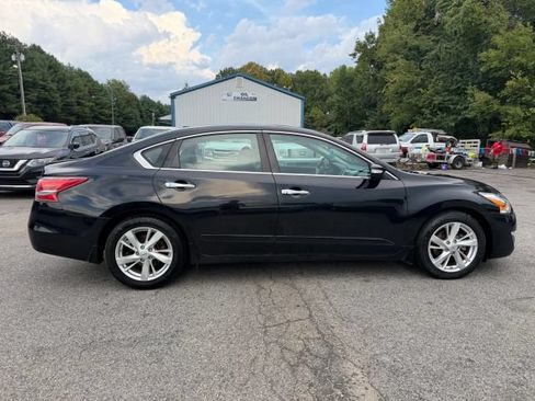 Used 2013 Nissan Altima 2.5 SL w/ Technology Pkg FWD image 3