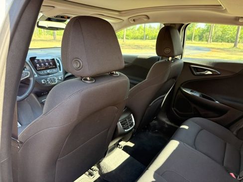 Used 2024 Chevrolet Malibu LT w/ Sport Edition image 26