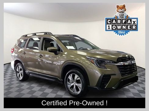 Certified 2025 Subaru Ascent Premium AWD/4WD image 1
