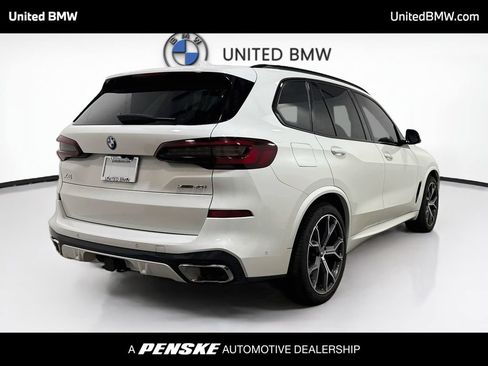 Used 2023 BMW X5 xDrive40i w/ M Sport Package AWD/4WD image 5