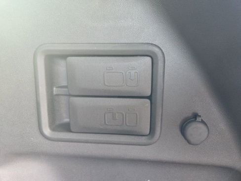 Used 2024 GMC Terrain AT4 w/ Infotainment Package II image 49