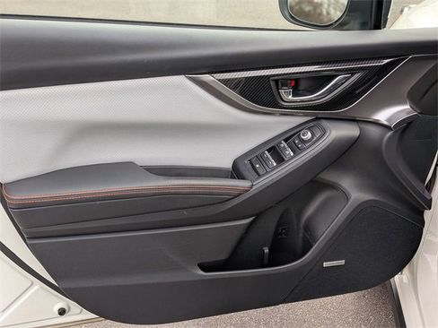 Used 2018 Subaru Crosstrek 2.0i Limited image 12