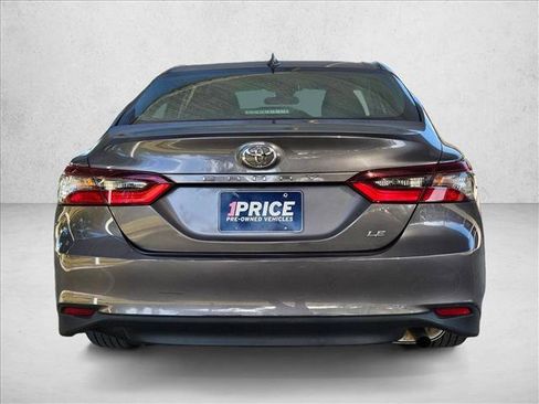 Used 2023 Toyota Camry LE FWD image 5