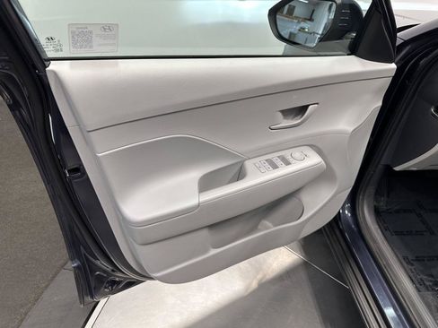 Certified 2024 Hyundai Kona SEL AWD/4WD image 13