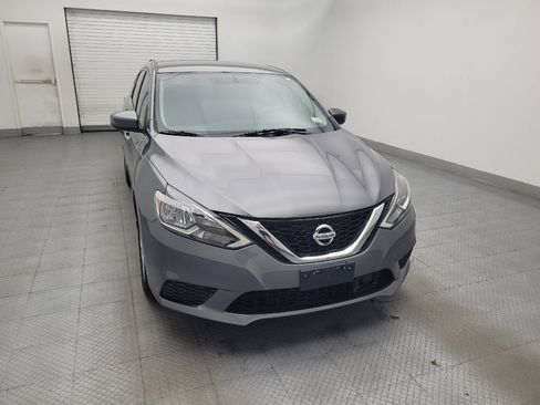 Used 2019 Nissan Sentra SV FWD image 14