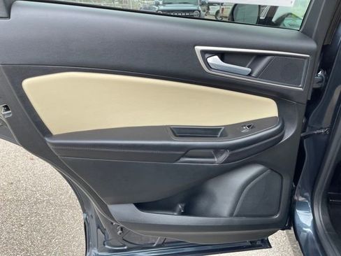 Used 2023 Ford Edge SEL w/ Convenience Package image 28