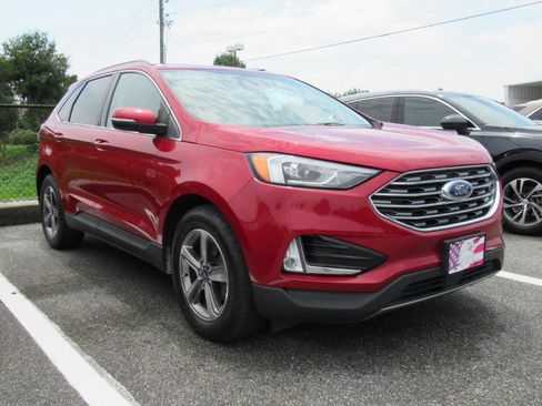 Used 2020 Ford Edge SEL w/ Convenience Package FWD image 1