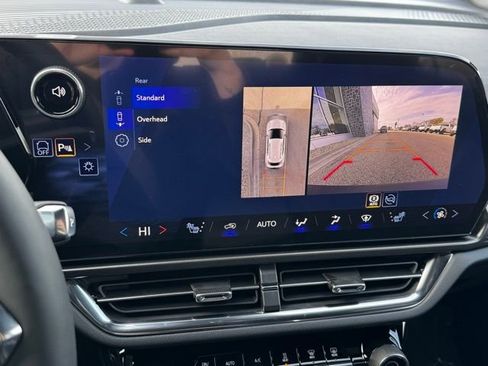 New 2026 Chevrolet Equinox EV LT image 4